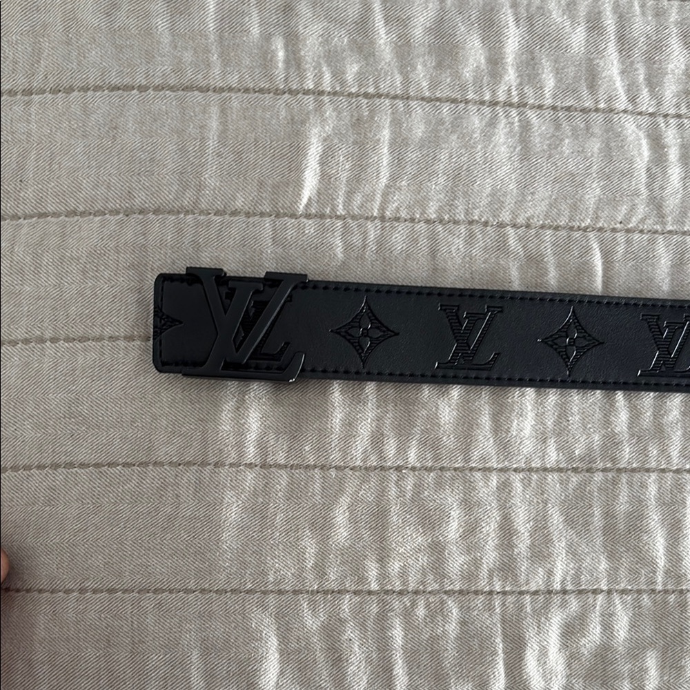 Louis Vuitton Black Belt Barely Used Real